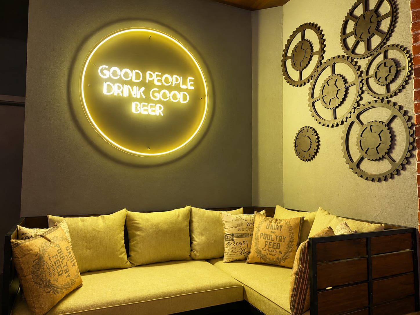 Citymax - Reception and Lobby