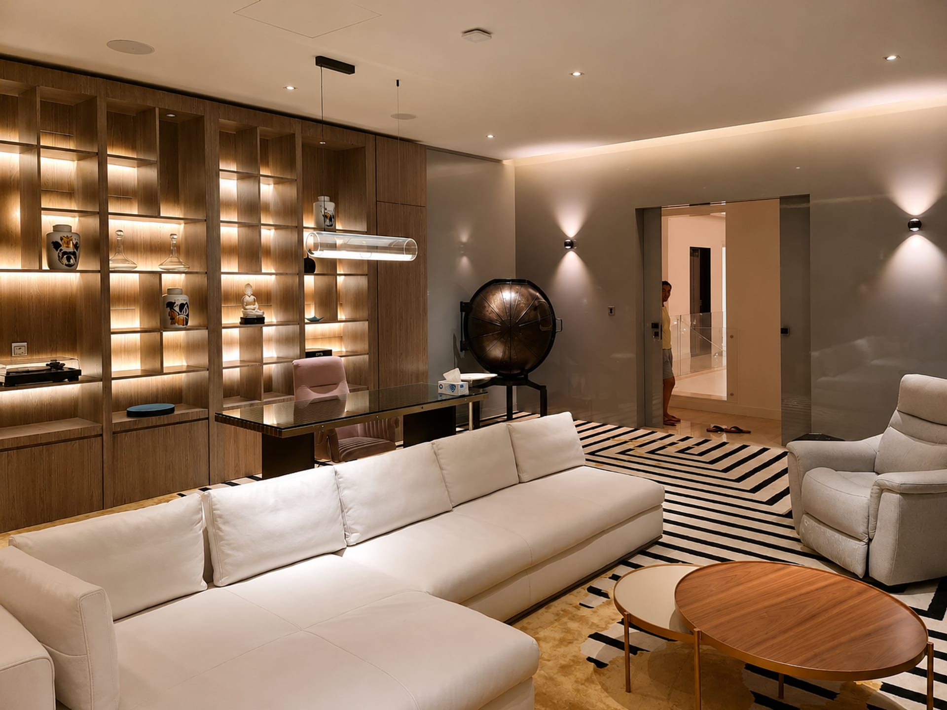 R32 Emirates Hills Villa