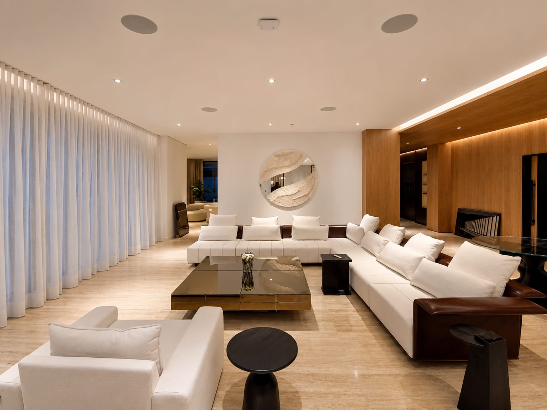 R32 Emirates Hills Villa