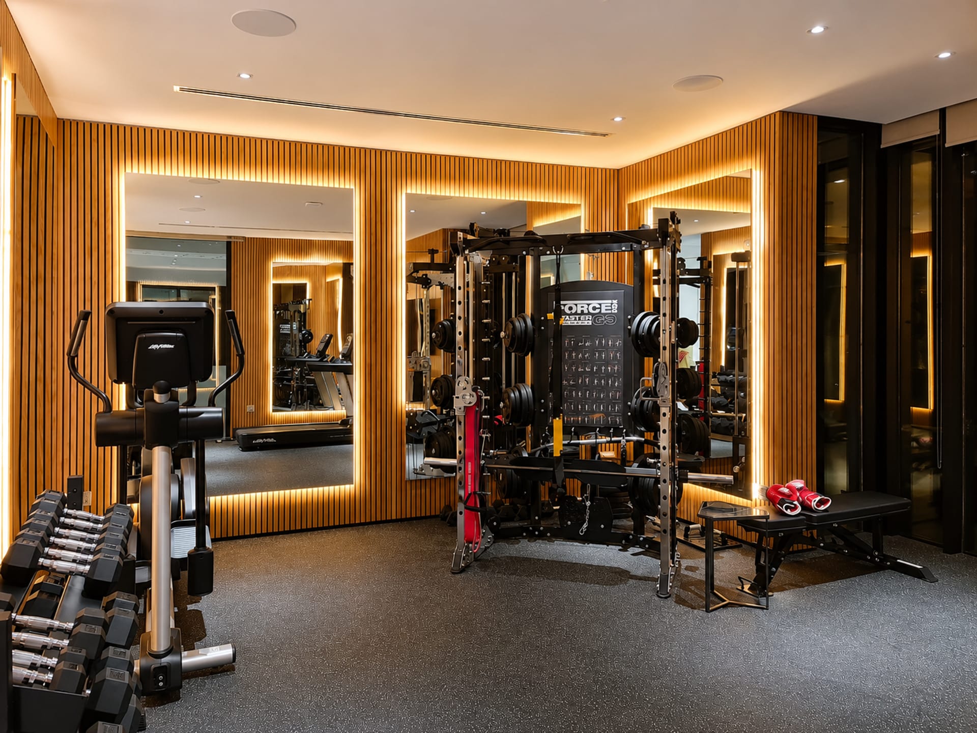 R32 Emirates Hills Villa